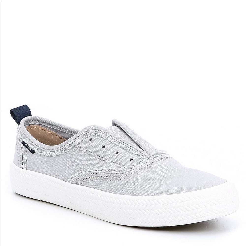 Women's Crest Rope Fray Slip-On Sneakers
